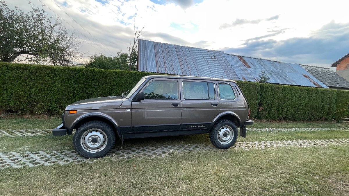 Lada Niva 4x4 urban 5 dv. - 2
