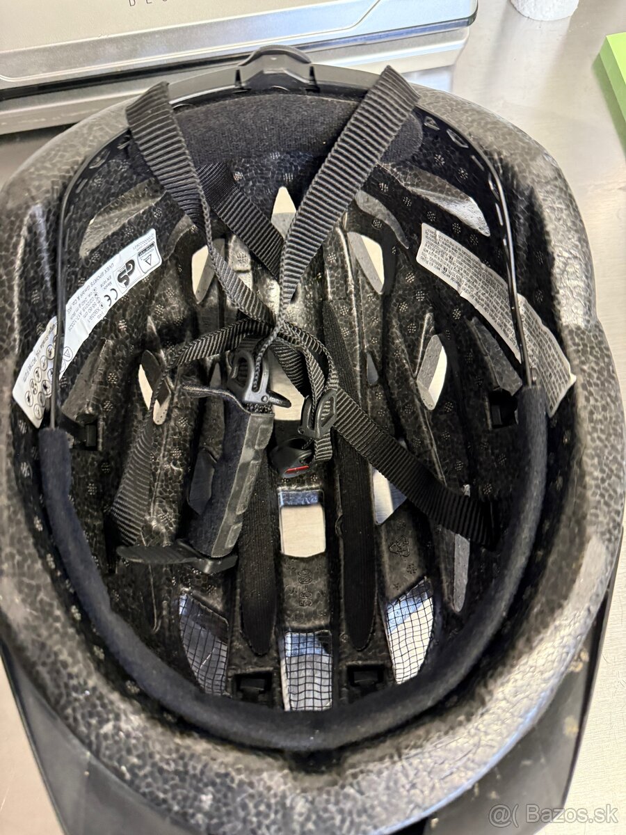 Cyklisticka prilba uvex - 2