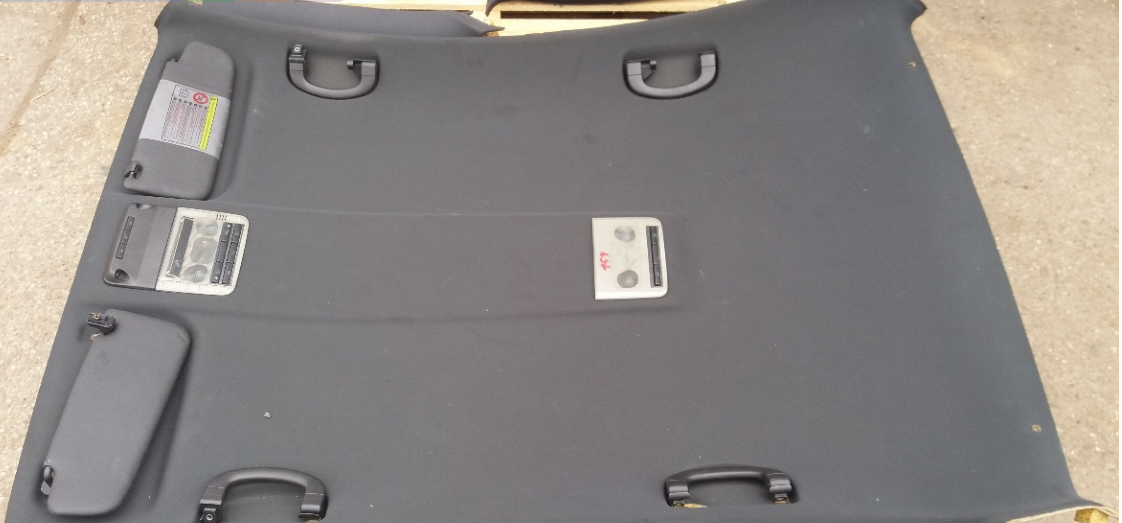 Čierna stropnica Alfa Romeo 159 sedan - 2