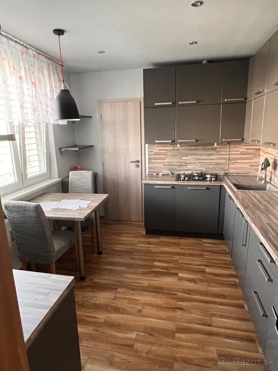 Prenájom 3 izbový byt - 2