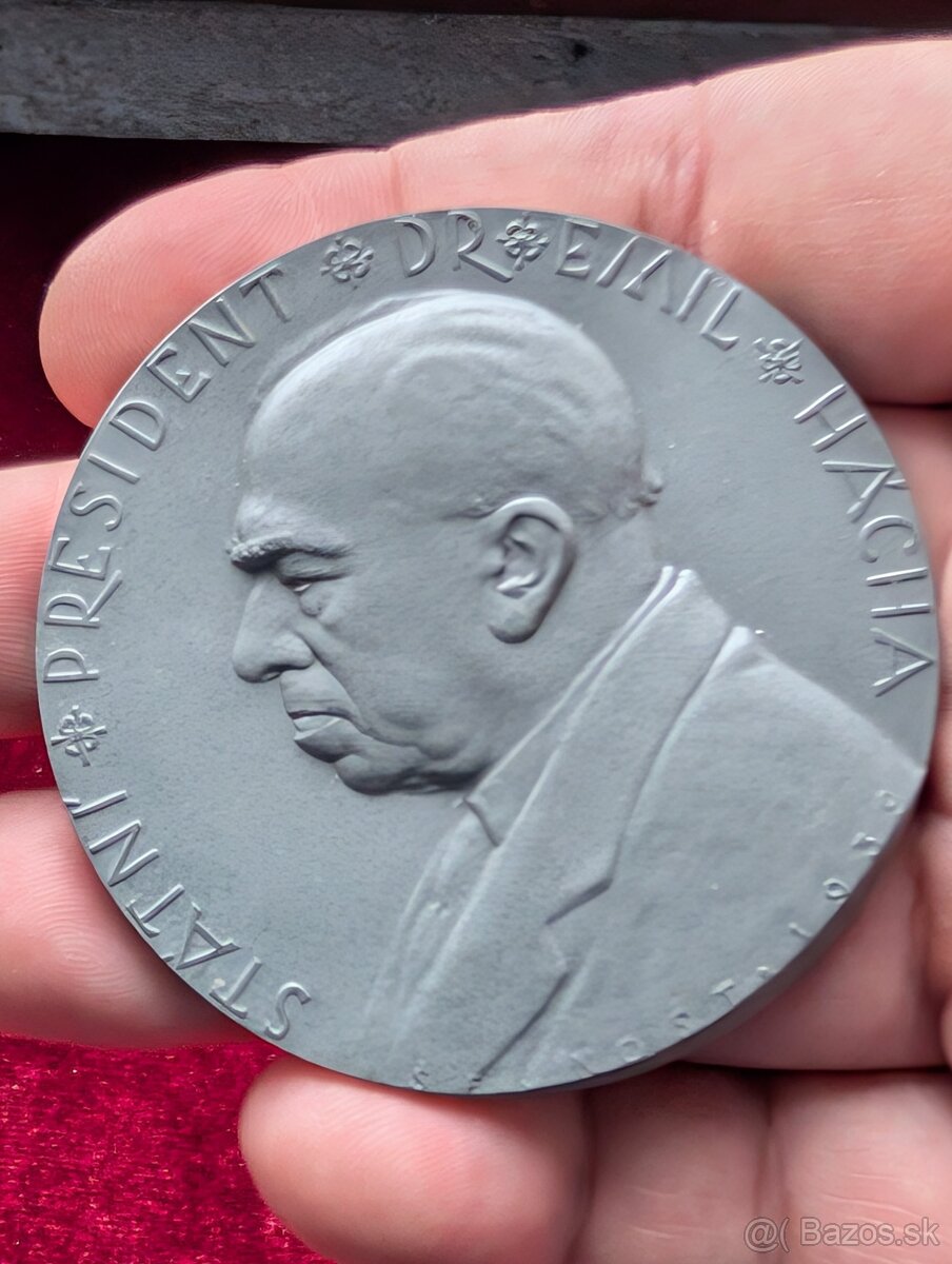 Predám vzácnu Zn medailu JUDr Emil Hácha - 2