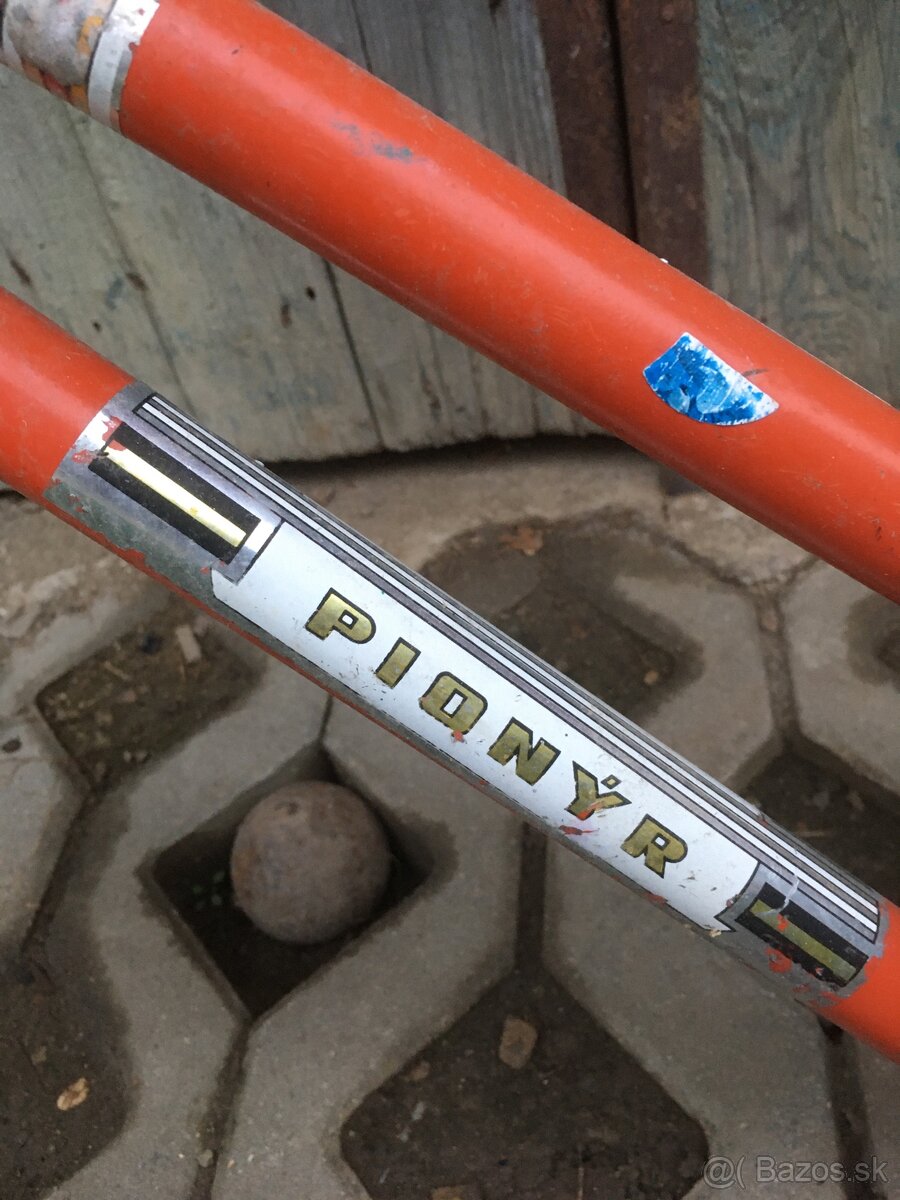 Velamos pionýr 20 rám - 2