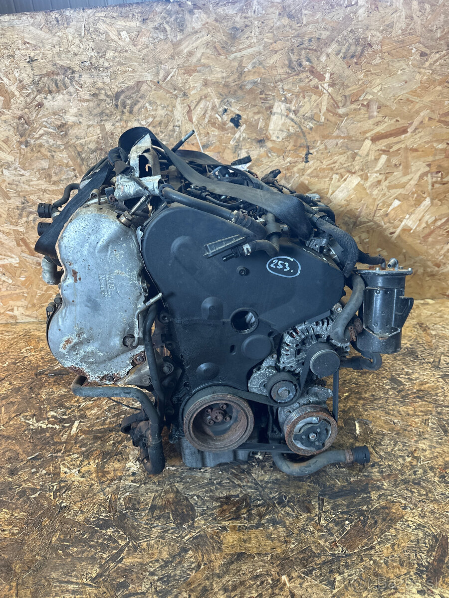 55. MOTOR ŠKODA OCTAVIA III 1.6 TDI CLHA - 2