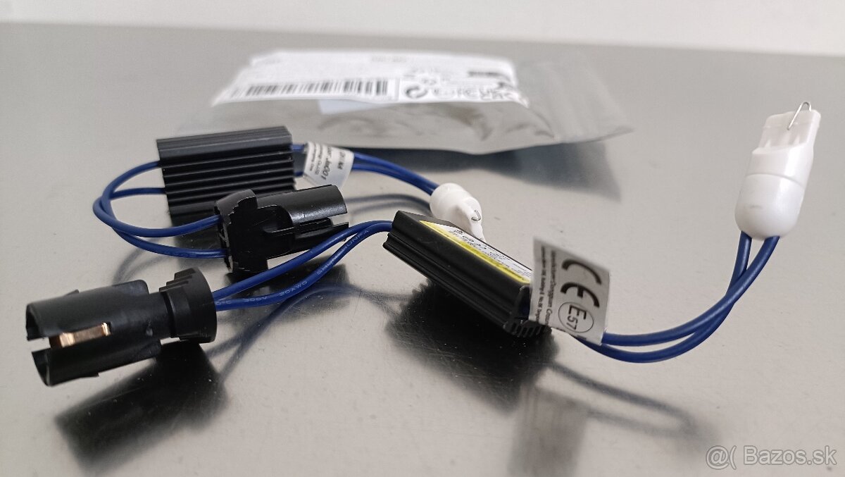 Adaptér pre LED T10 / W5W - 2