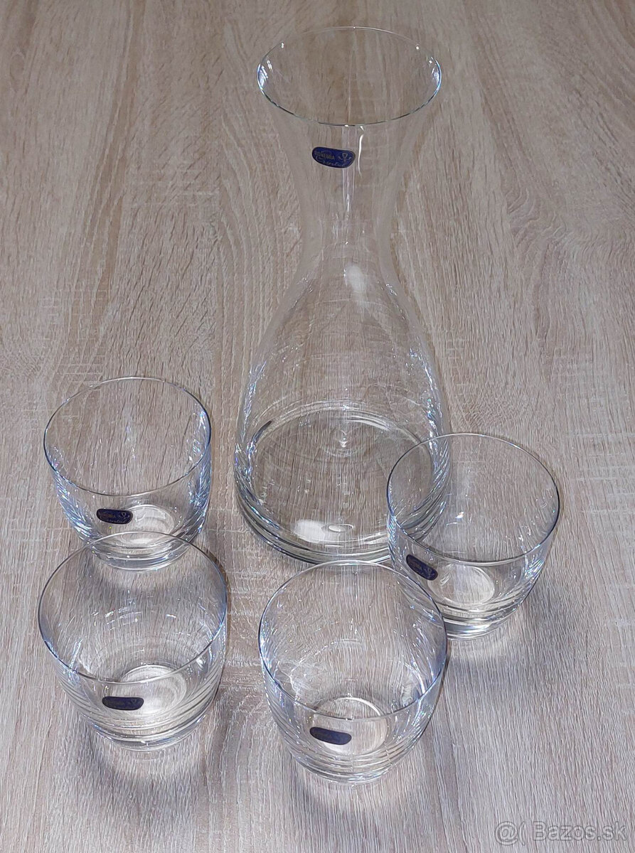 Karafa+poháre, štamperlíky - 2