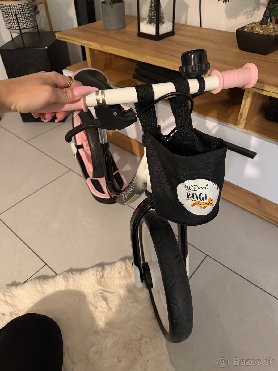 Odrážadlo SPACE čierna/ružová KINDERKRAFT - 2