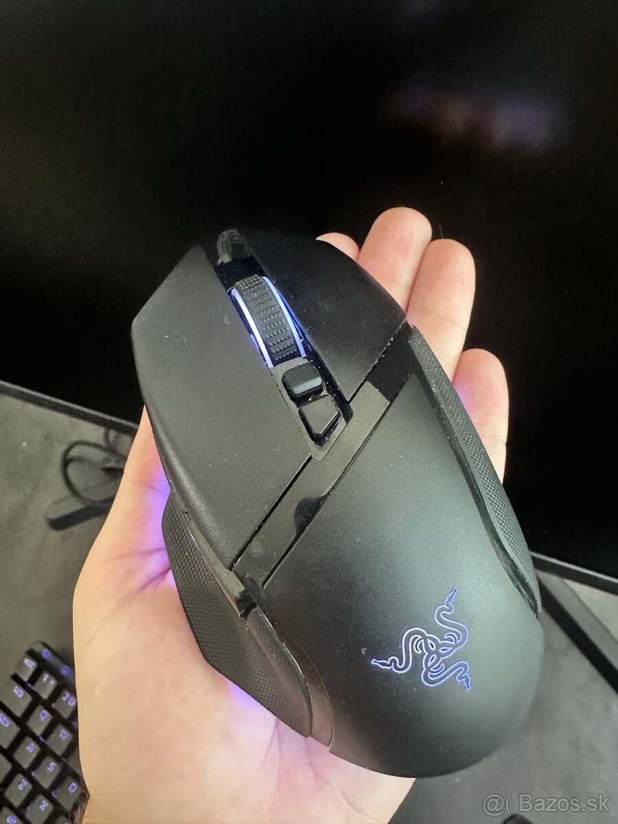 Prémiová herná myš Razer Basilisk V3 - 2