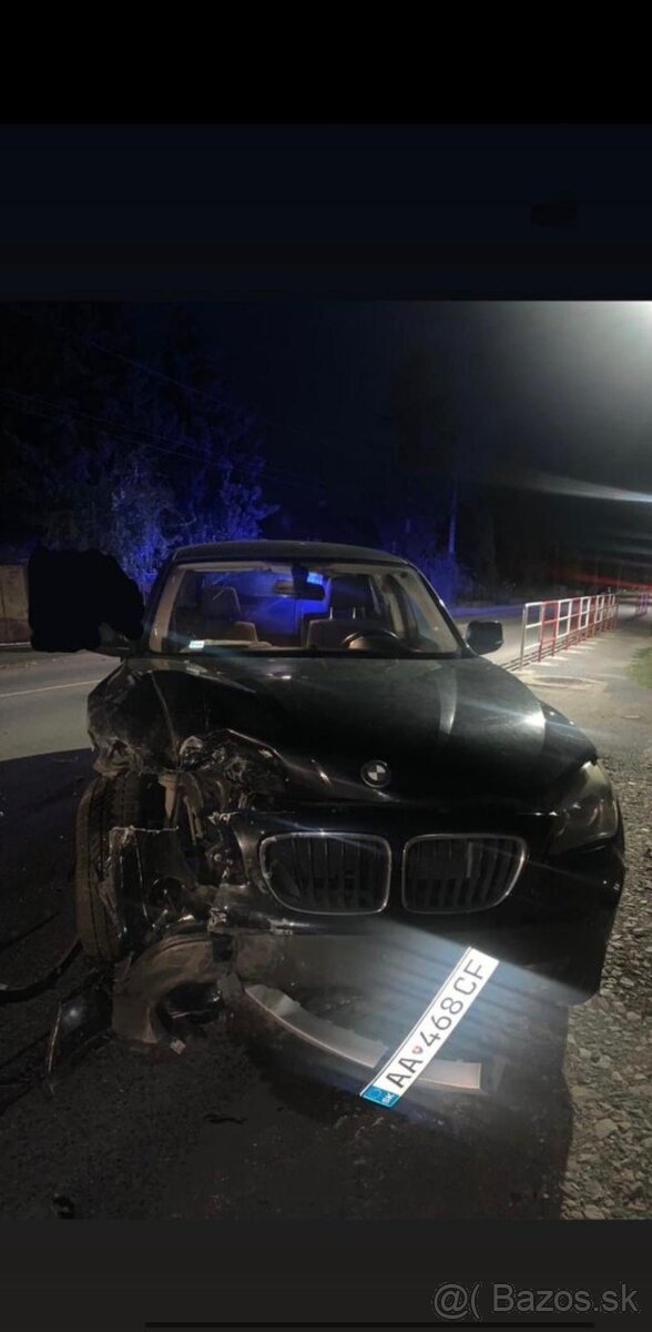 BMW X1 E84 - havarované - 2
