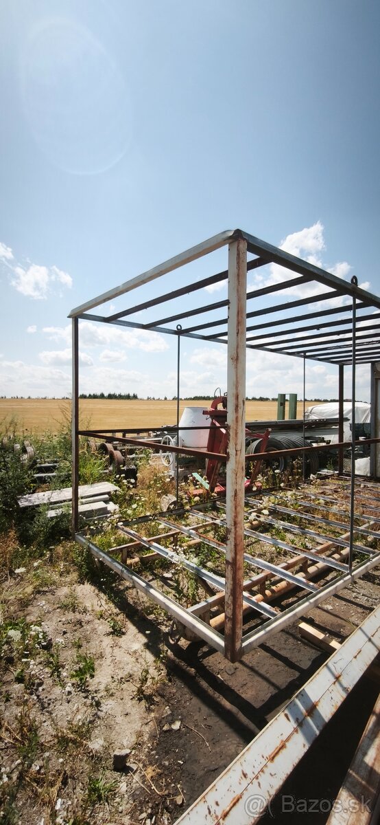 Predám kontajnerovy rám 6x2.5m - 2