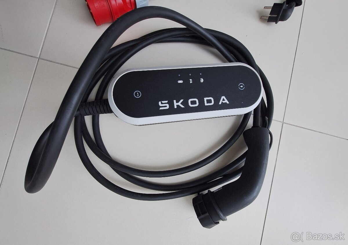 Škoda 11kW universal charger - 2