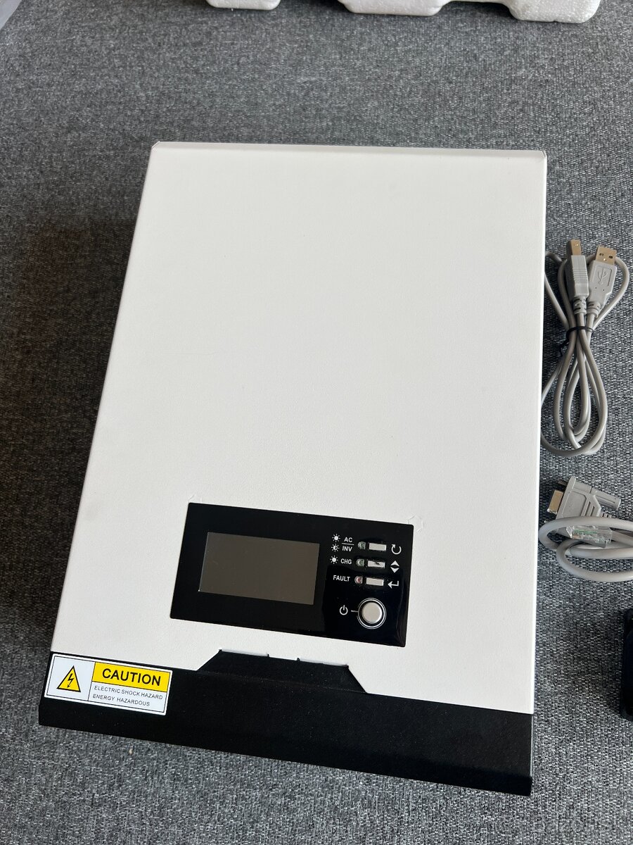 Axpert VM 12V 1000W 40A MPPT - 2