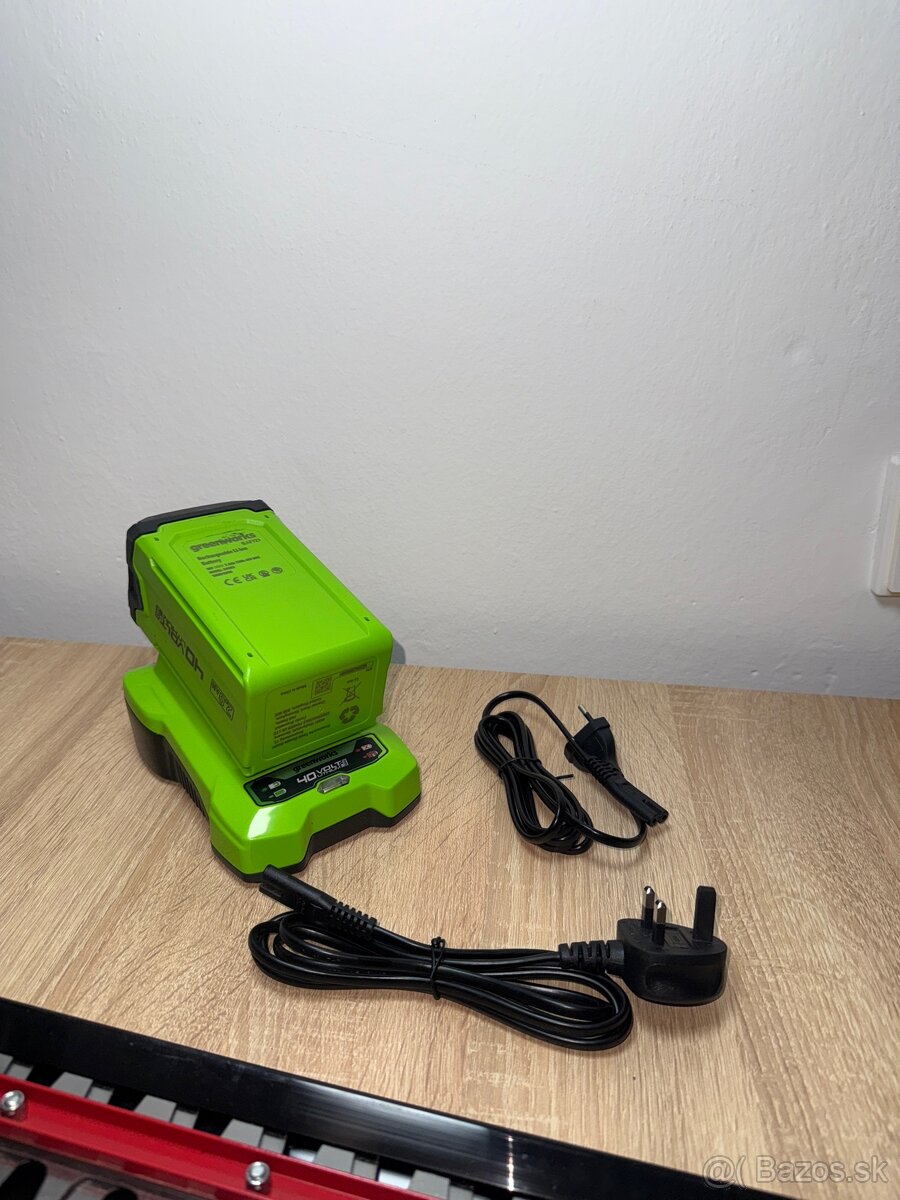 Nožnice na živý plot Greenworks 40V - 2