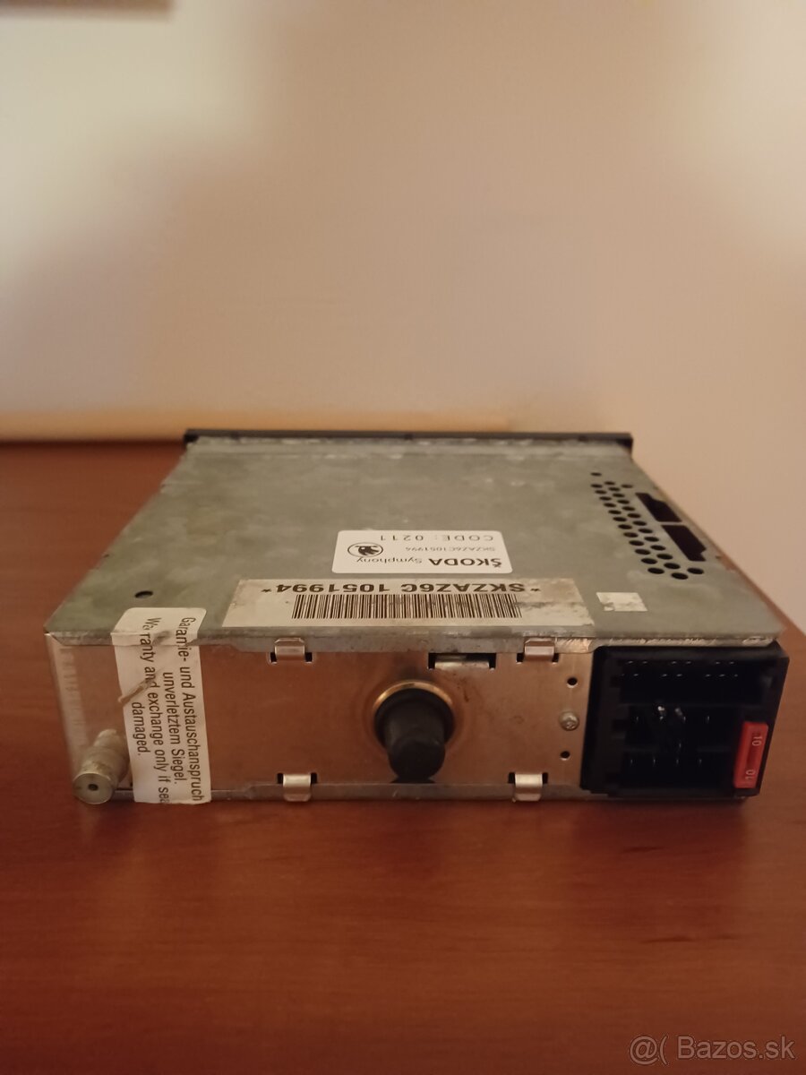 Predám original autoradio škoda symphony - 2