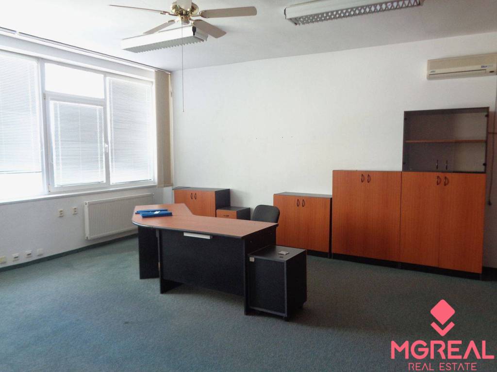 Kancelárske priestory 75m2, 150m2, parkovanie, P. Biskupice - 2