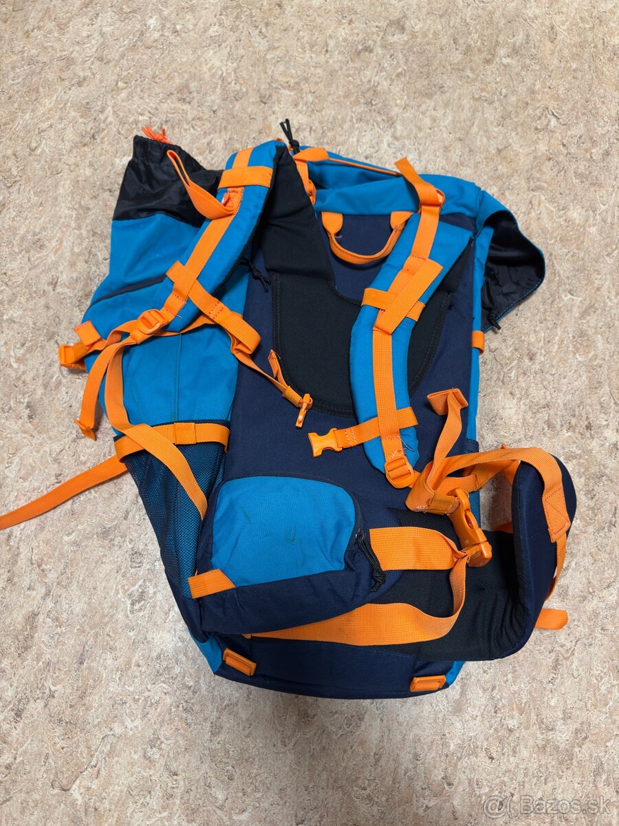 Turisticky batoh decathlon Forclaz 40L - 2