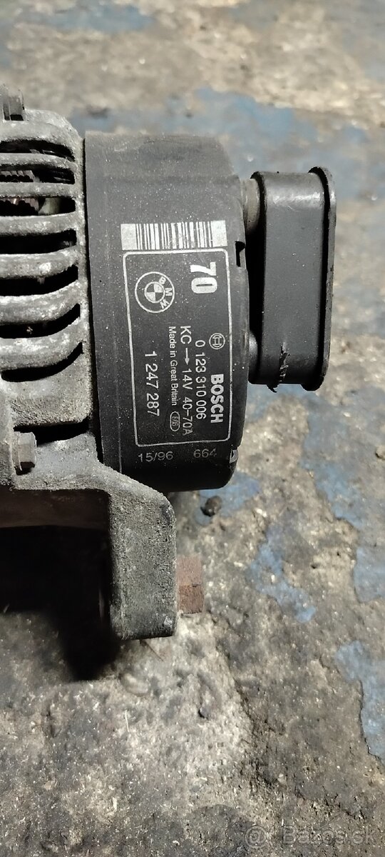 BMW E36 1,8 alternátor - 2