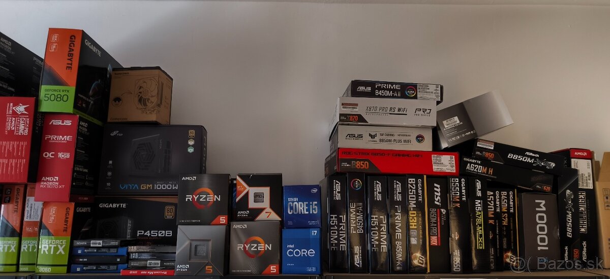 Krabice z PC komponentov - 2