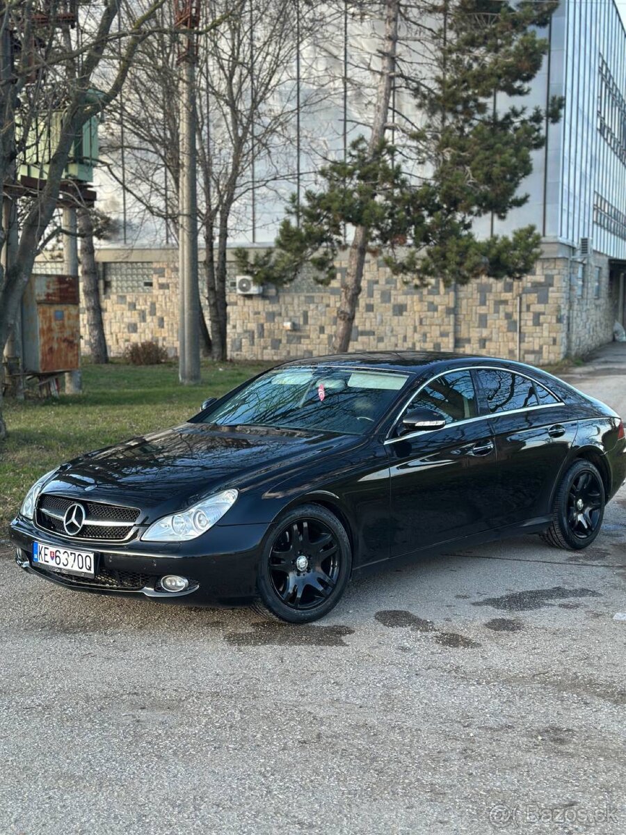 Mercedes-Benz CLS W219 - 2