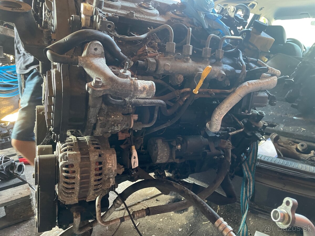 Predám motor Mazda 6 2.0 diesel 89kW (2007) - 2