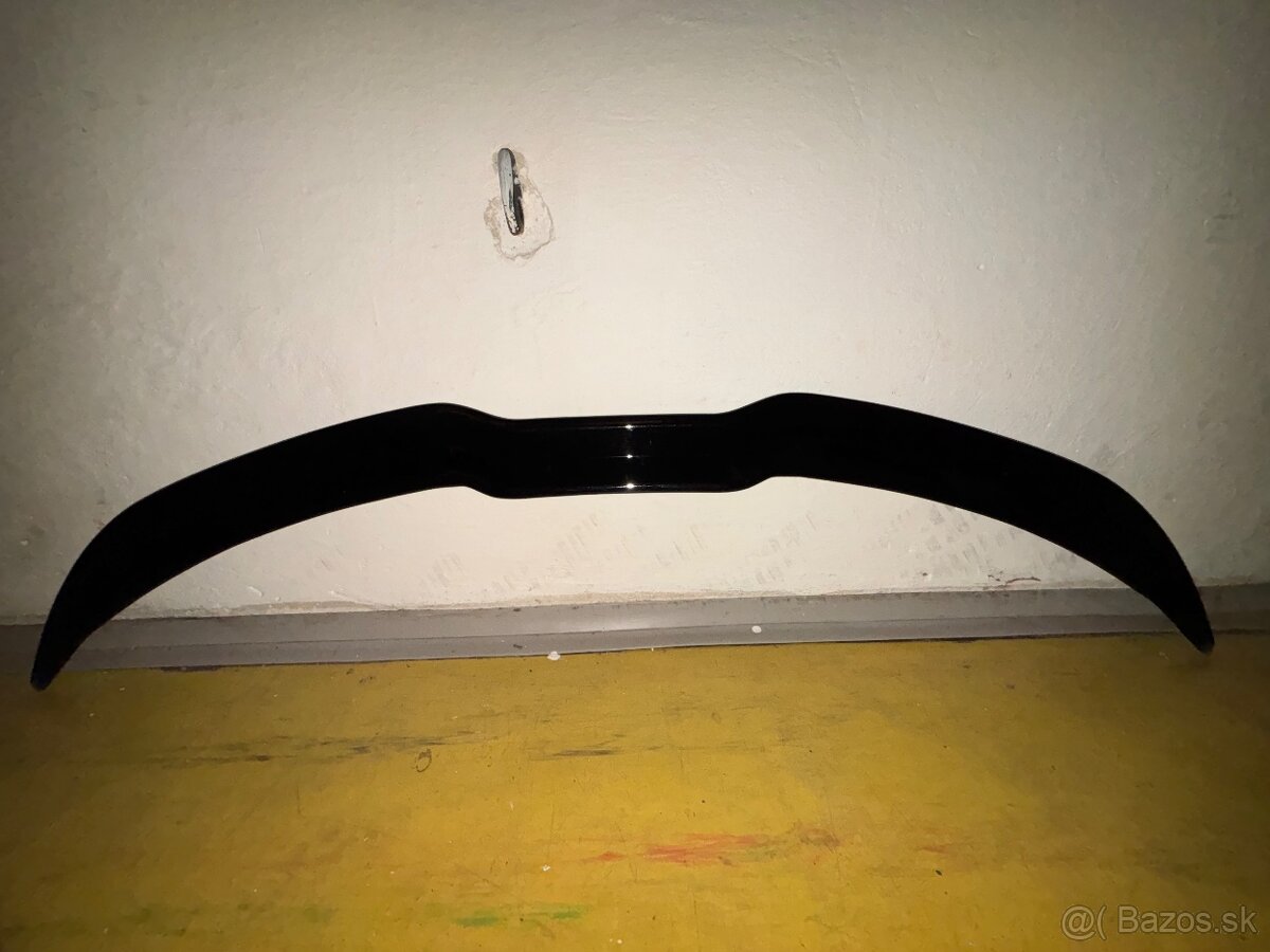 Krídlo Focus mk4 st line Hatchback - 2