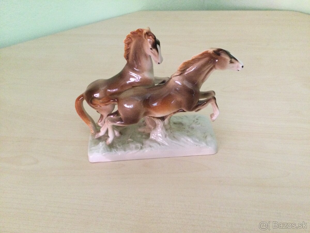 Soška Royal Dux - 2