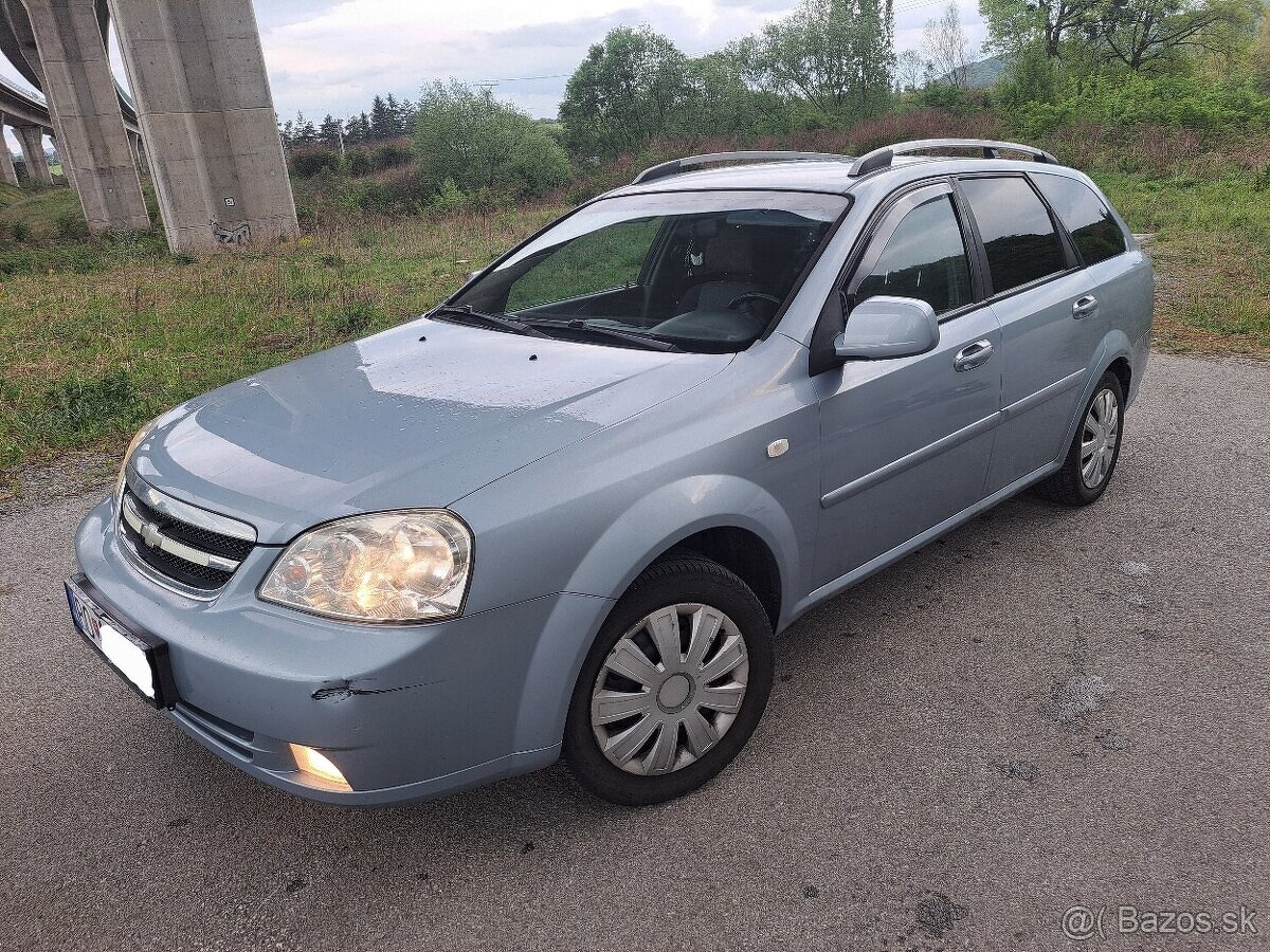 Chevrolet Lacetti Combi LPG - 2