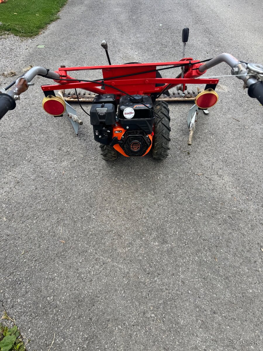 MF70 - 2