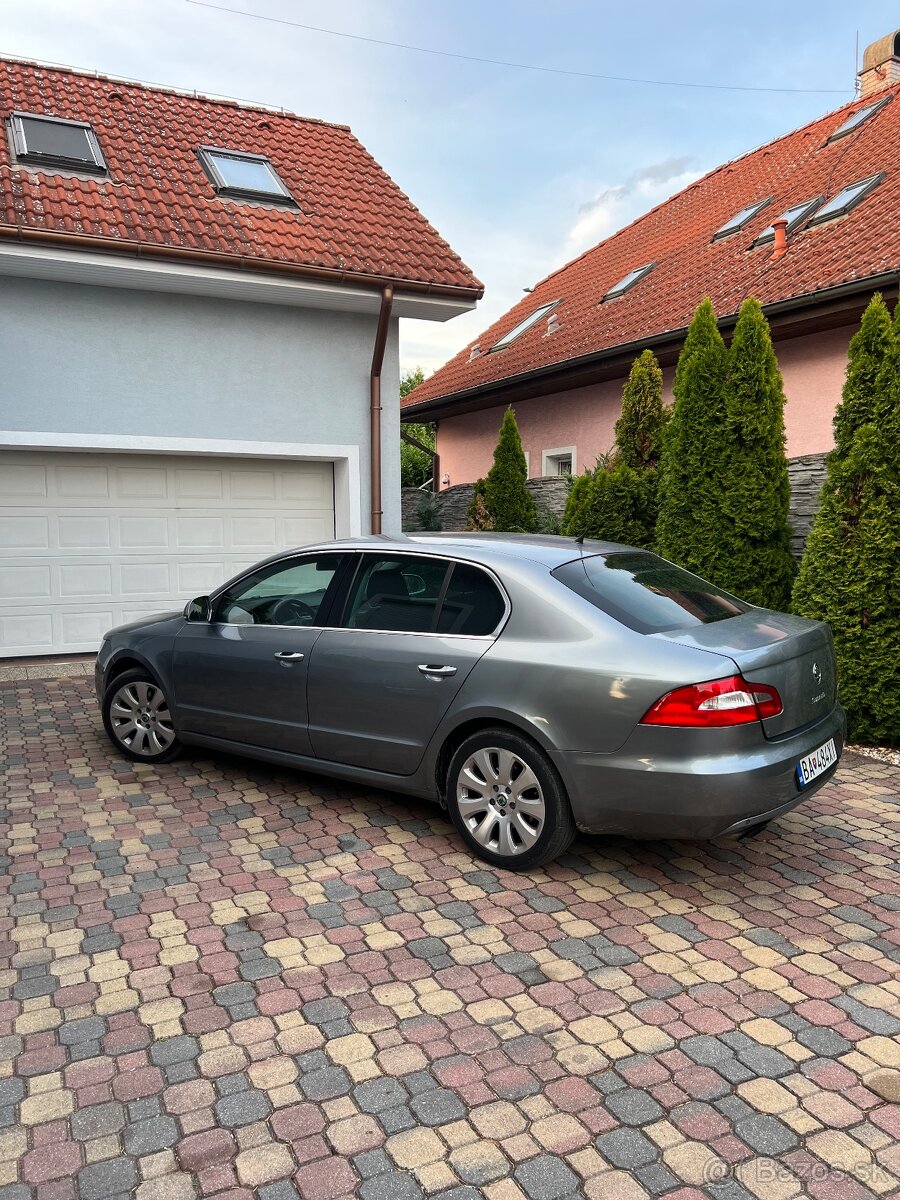 Škoda Superb 2 2.0 tdi 103kw - 2