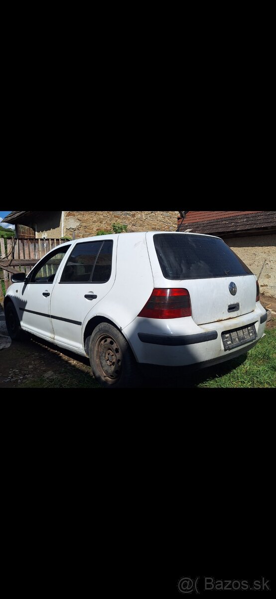 Rozpredám GOLF4 1.9 SDi 50KW - 2