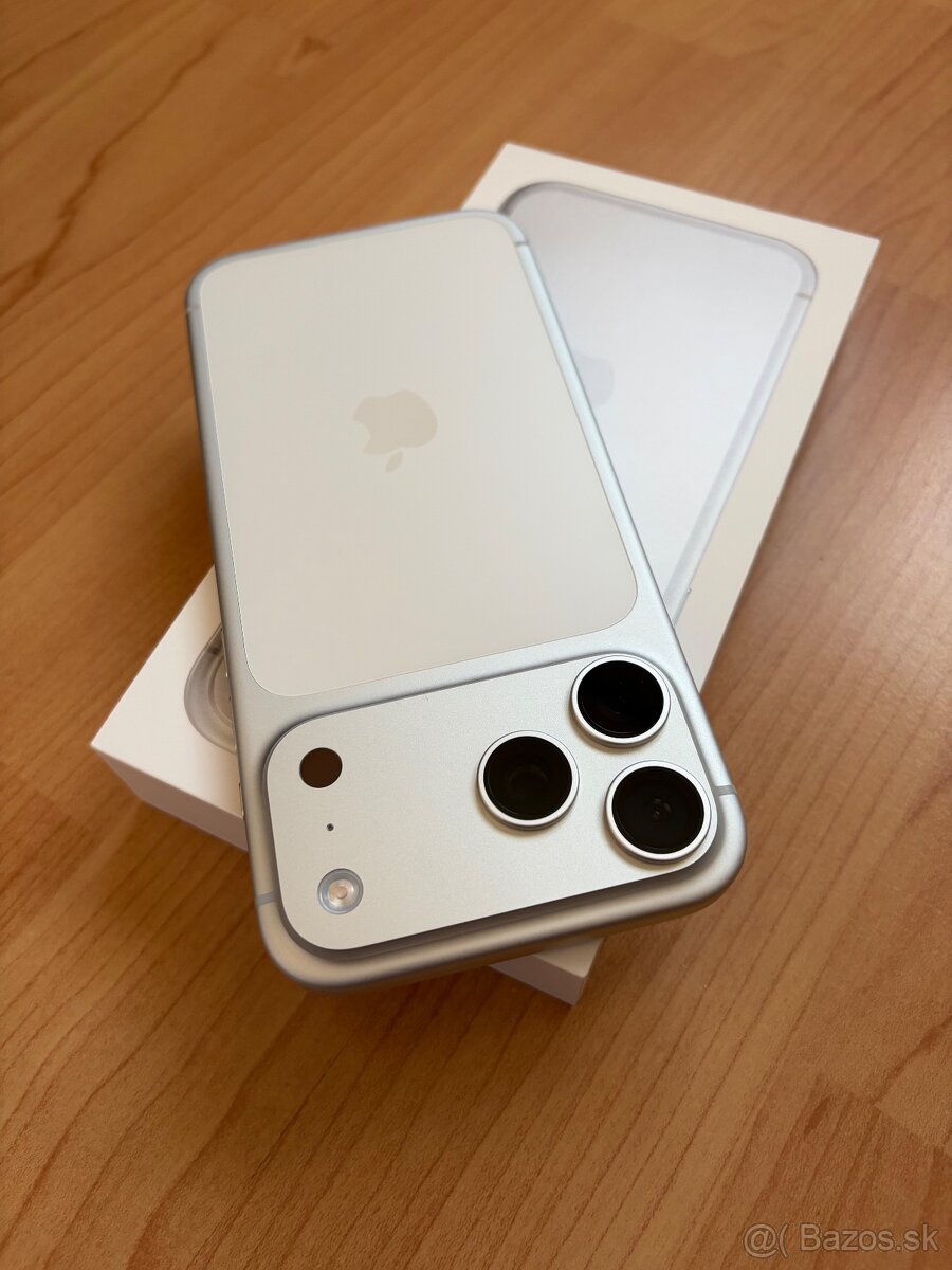 Apple iPhone 17 Pro Max 256GB silver - 2