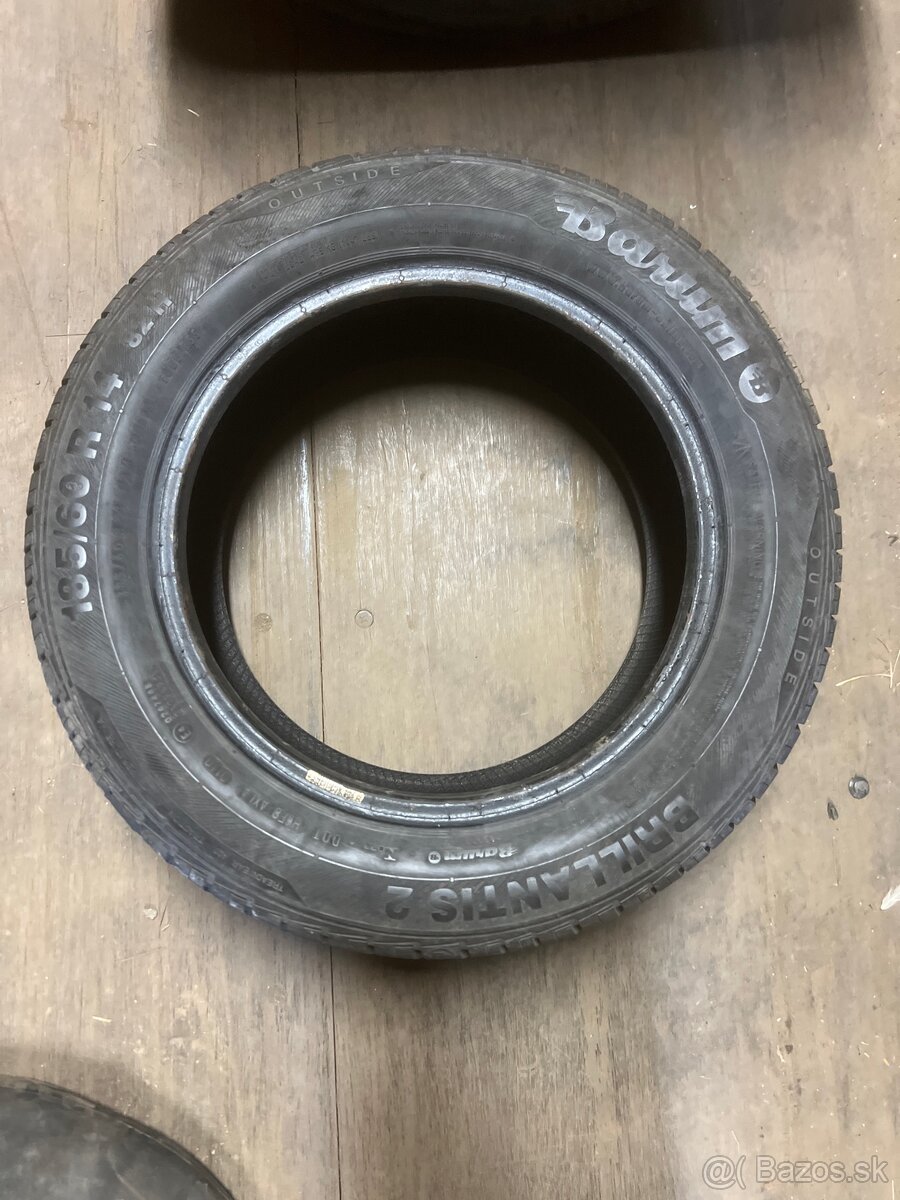 Predam tri letne pneumatiky 185/60 R14 - 2