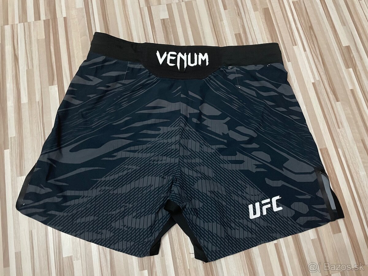 MMA šortky VENUM L - 2