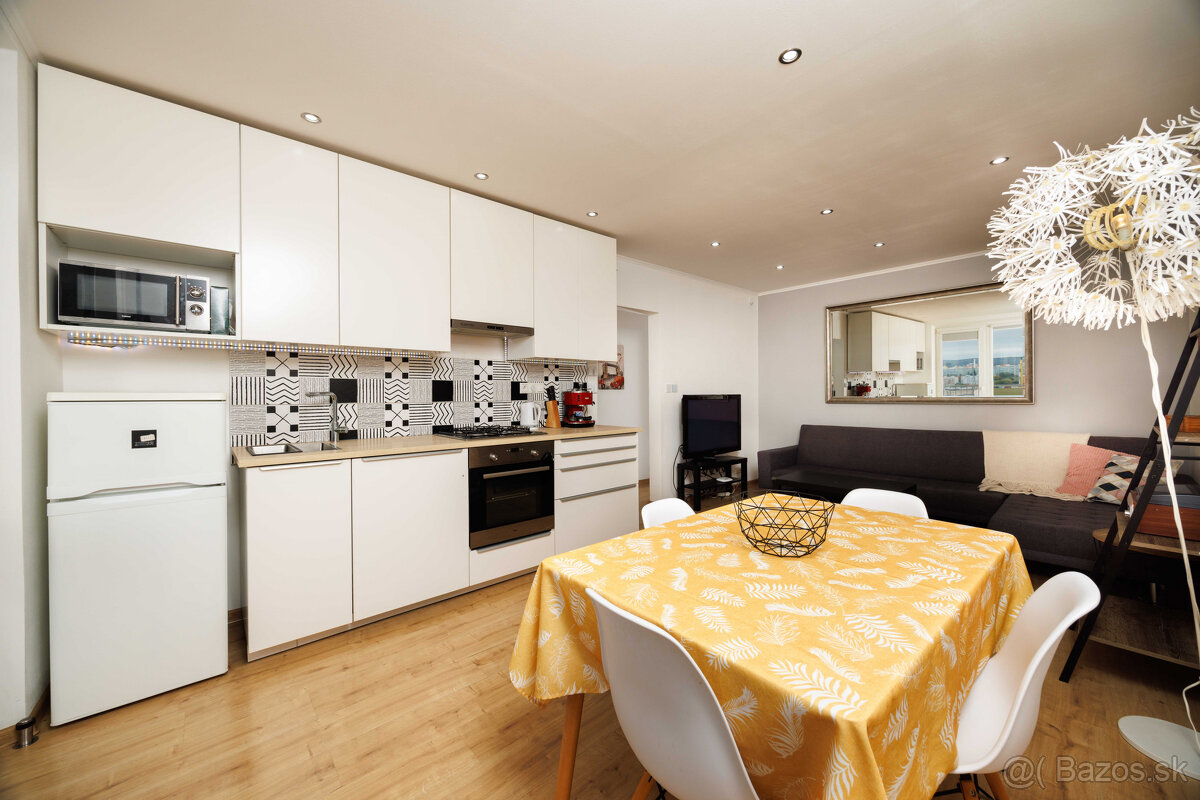 Slnečný 3 izbový byt v centre Košíce, Palárikova, Košice - 2