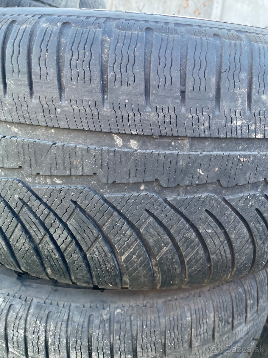 Predám pneu 245/50 R18 4sk zimné - 2
