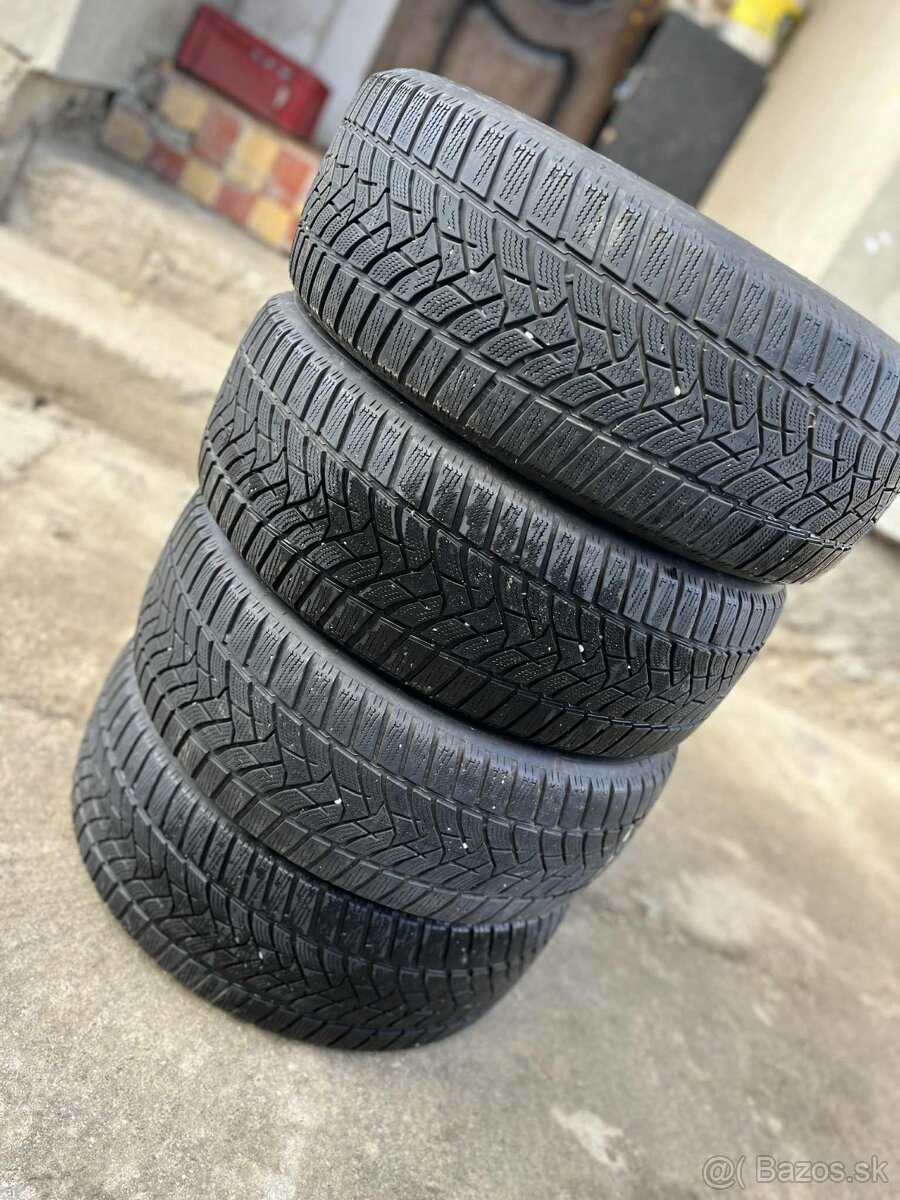 Zimné pneumatiky 215/55R17 - 2
