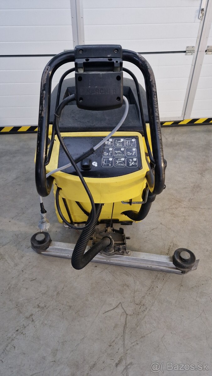 Predám umývací stroj karcher - 2