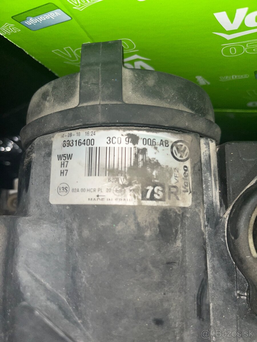 Predné pravé svetlo VW Passat B6 - 2