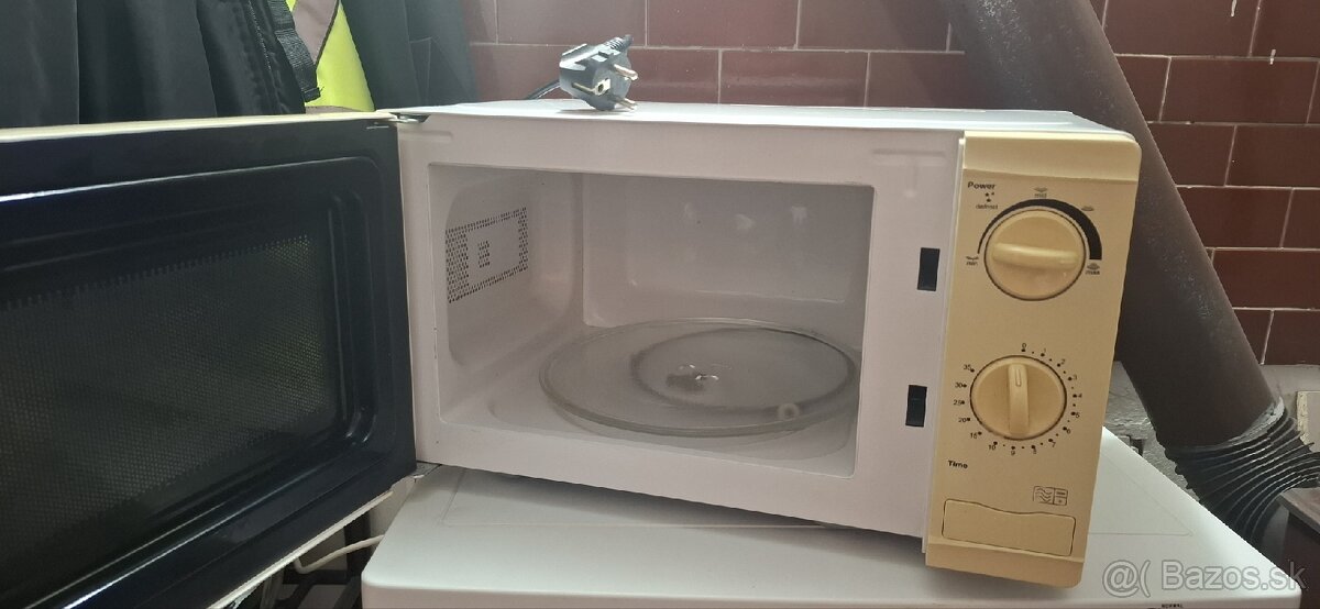 Mikrovlnná rúra - 2