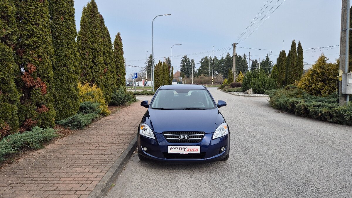 Kia Ceed benzín automat - 2