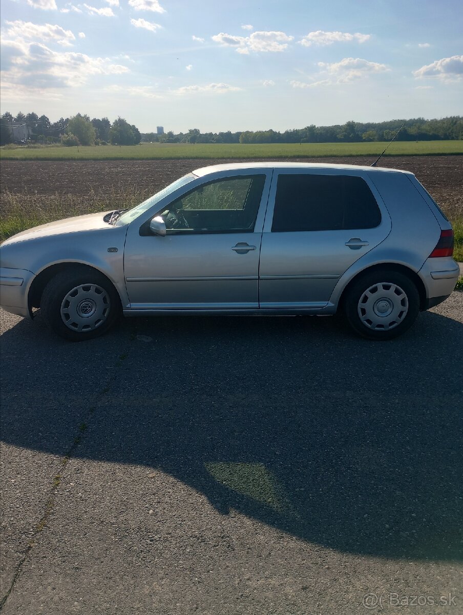 Predám vw golf 4 - 2