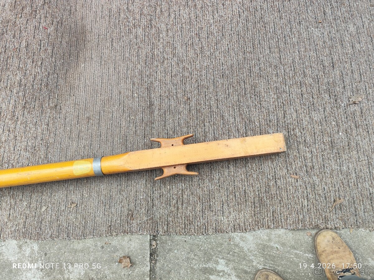 Dřevěný stěžeň a ráhno - 2