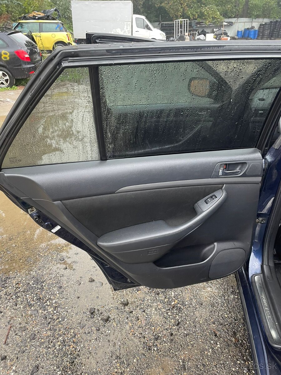 Toyota Avensis T25 D-CAT 2.2 - 2