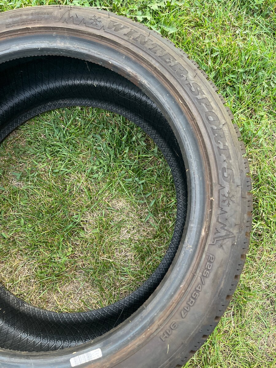 Dunlop winter šport 5 225/45R17 - 2
