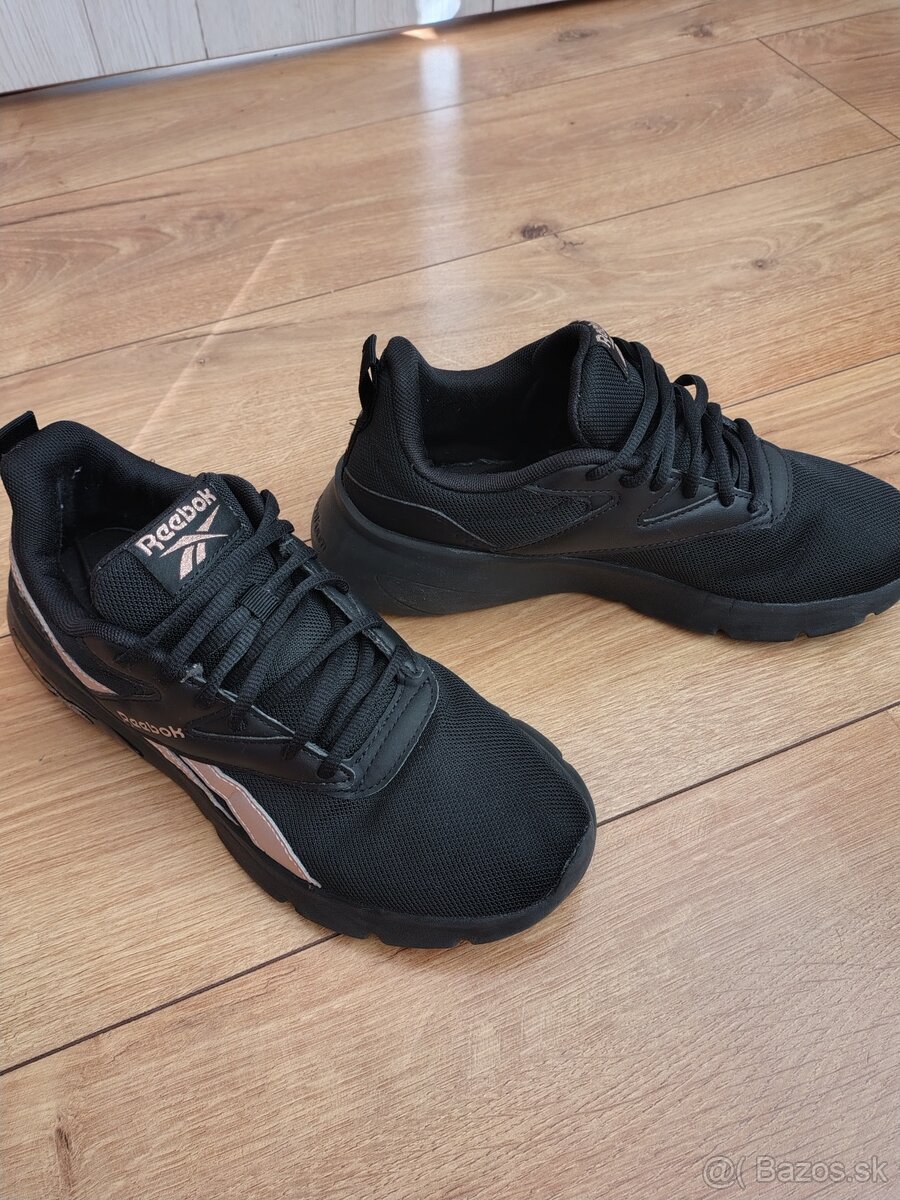 Dámske botasky 38/39 Reebok, umbro - 2