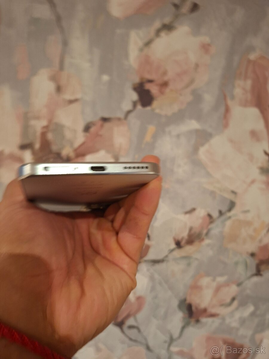 Huawei Nova 10SE - 2