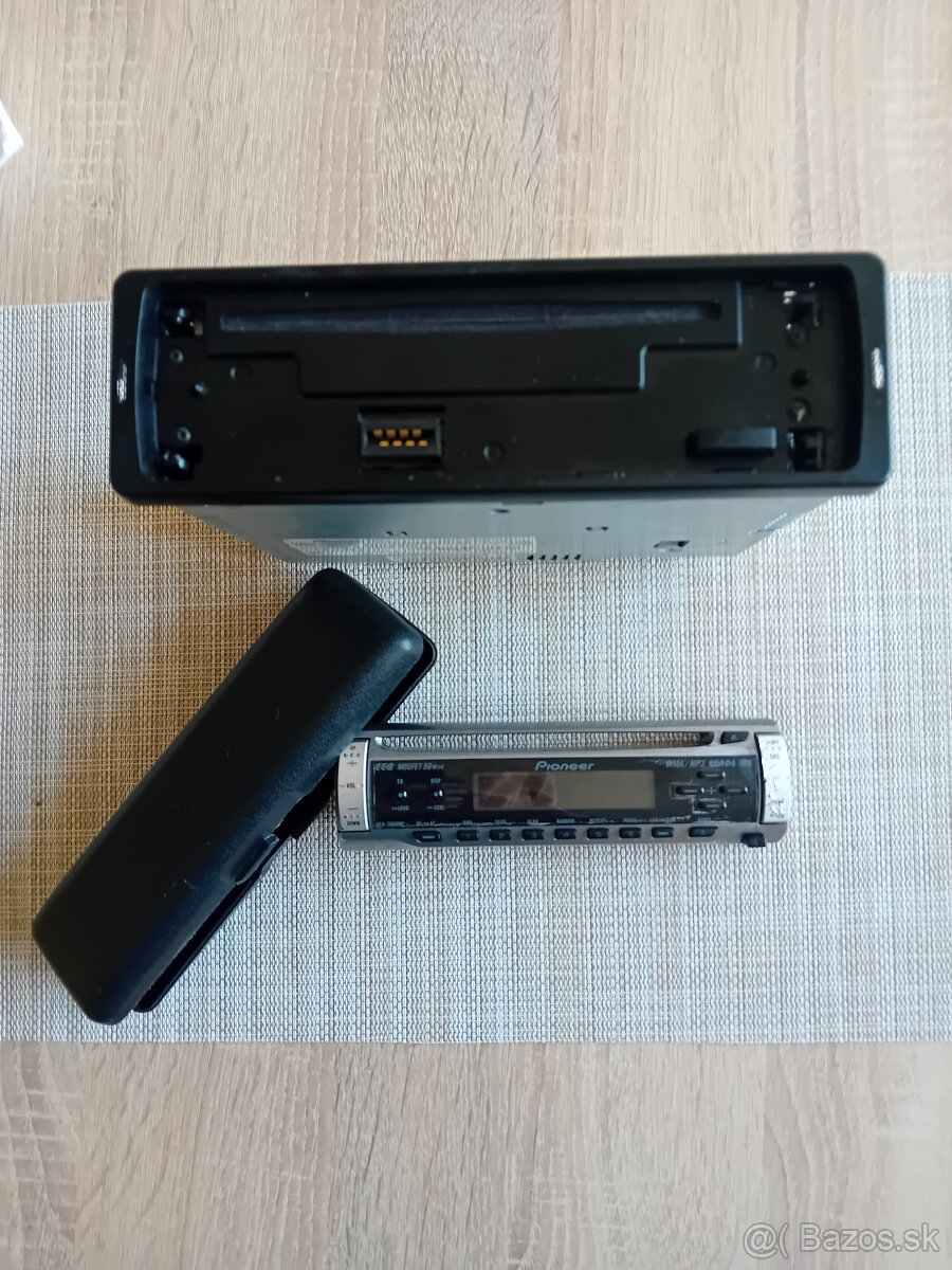 Autorádio PIONEER - 2