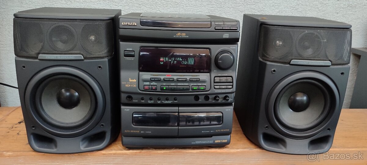 Hi-fi veža aiwa - 2