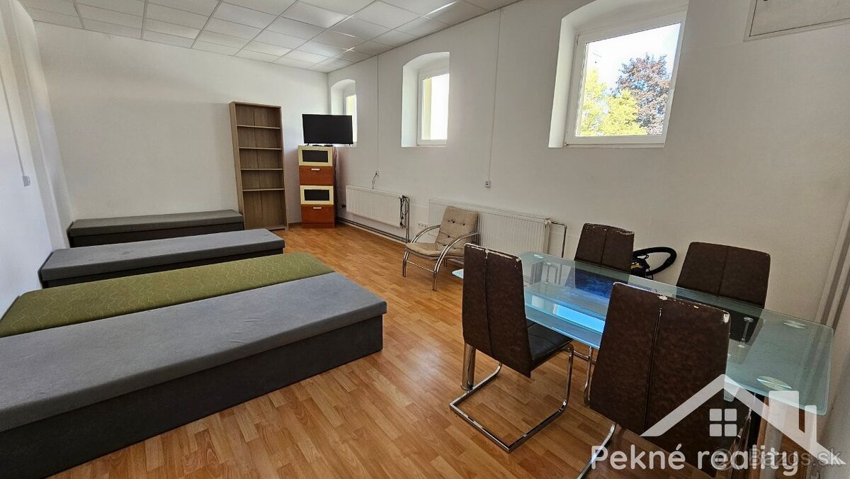 2-izbový apartmán na bývanie pre robotníkov - 2