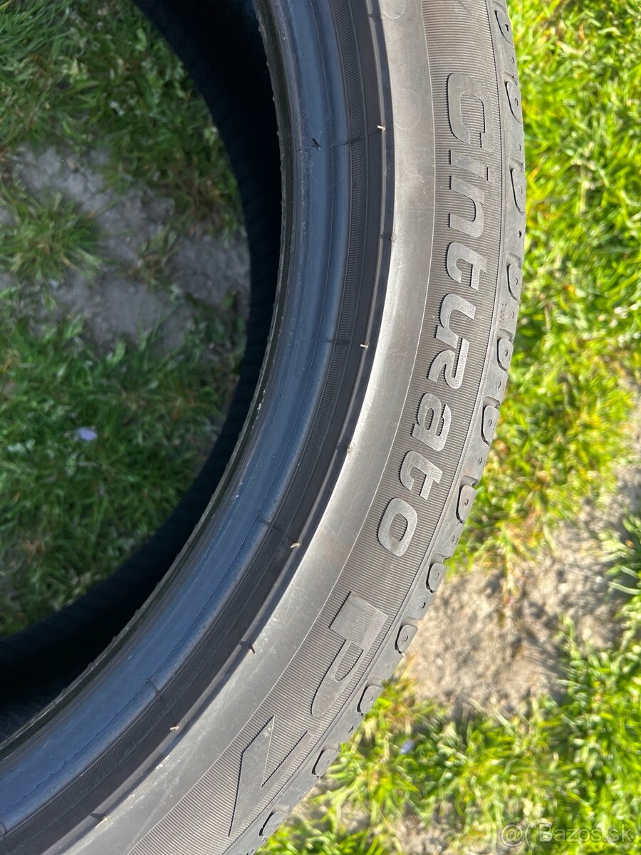 Pirelli 225/45 R18 - 2
