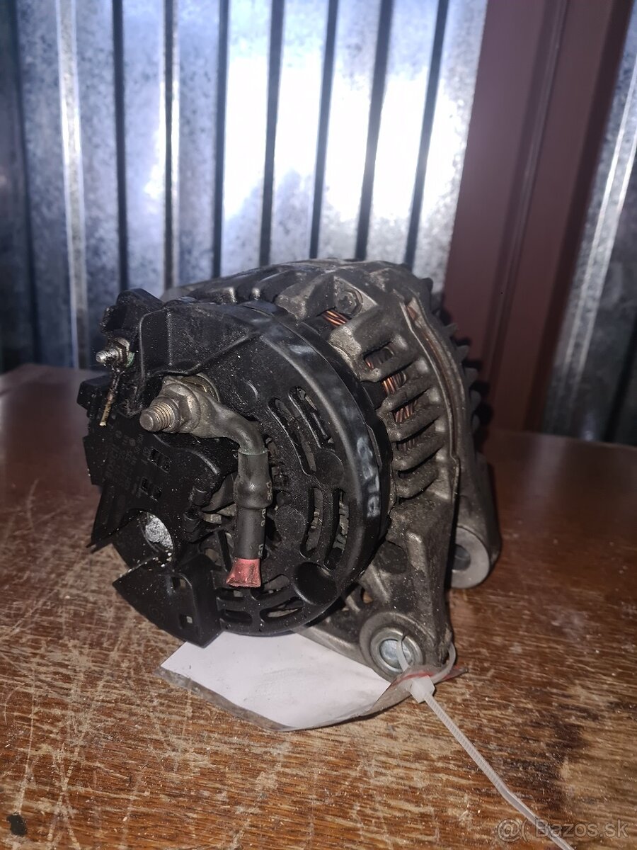 Alternátor Alfa Romeo 147 1.6 16V 51742335 - 2